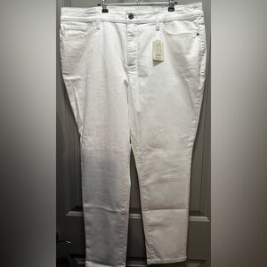 St. John’s Bay Size 18P White Mid-rise Skinny Jeans NWT
